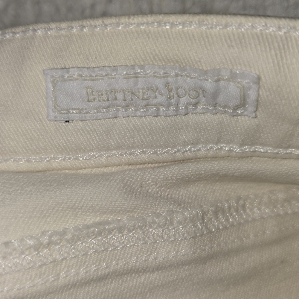 Guess Jeans - Picture 5 of 8